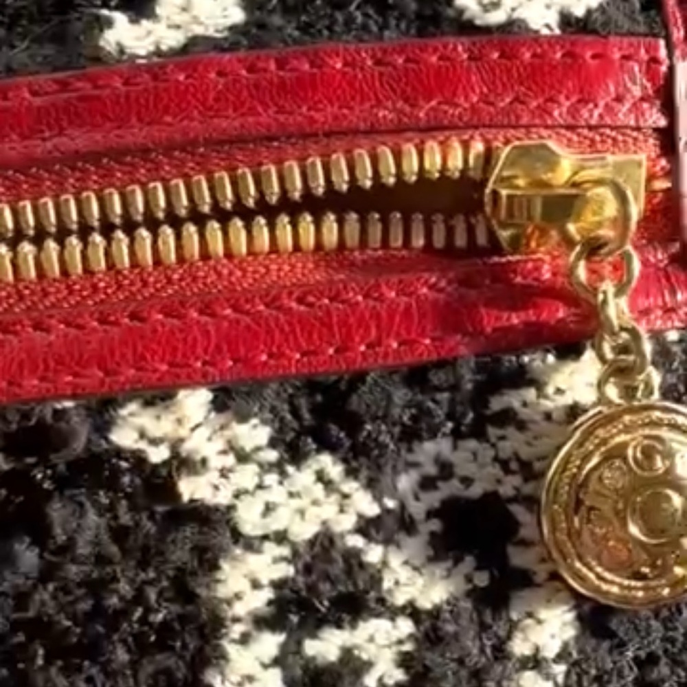 AUTHENTIC…LIMITED EDITION GUCCI Monogram Tweed Cl… - image 2